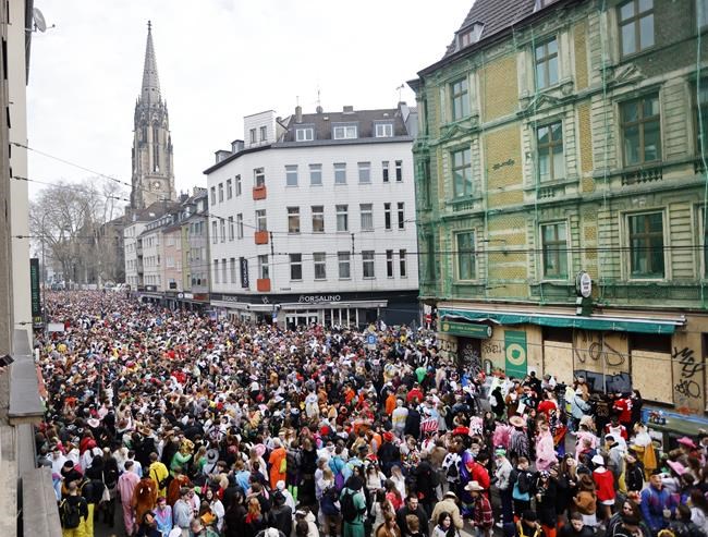 Revelers celebrate street Carnival across German Rhineland | iNFOnews.ca Revelers celebrate street Carnival across German Rhineland | iNFOnews.ca