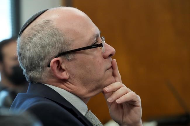 Suspect in shooting of 2 Jewish men in LA faces hate crimes | iNFOnews.ca CP2023631067