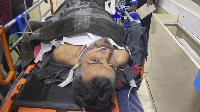 Turkey: Couple saved 296 hours after quake, but children die | iNFOnews.ca