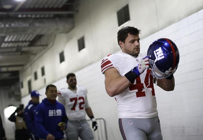 Ex-NFL player recovers after saving his kids from drowning | iNFOnews.ca