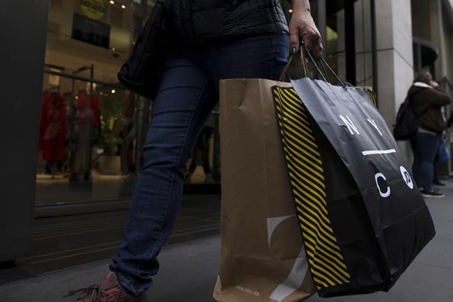 US revises down last quarter's economic growth to 2.7% rate | iNFOnews.ca