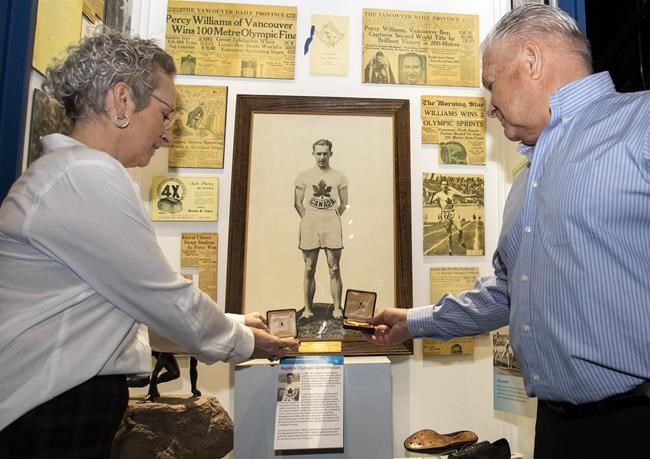 Olympic gold medals won by Percy Williams replaced 43 years after theft | iNFOnews.ca Olympic gold medals won by Percy Williams replaced 43 years after theft | iNFOnews.ca