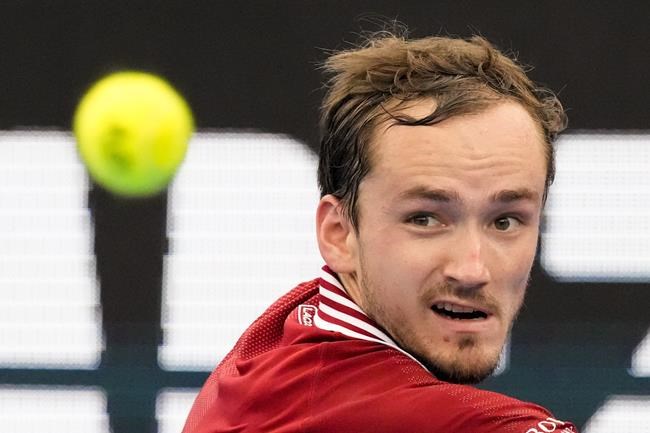 Medvedev improves to 6-0 against Auger-Aliassime with semifinal win in Qatar | iNFOnews.ca Medvedev improves to 6-0 against Auger-Aliassime with semifinal win in Qatar | iNFOnews.ca