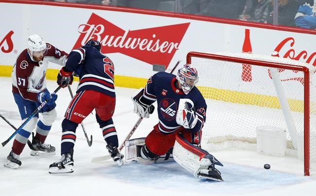 Jets get rolled 5-1 at home by Avalanche | iNFOnews.ca