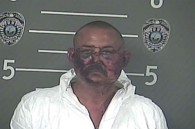 Kentucky man charged in officers' deaths found dead in cell | iNFOnews.ca