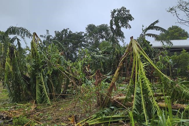 Cyclone lashes Pacific's Vanuatu as residents hunker down | iNFOnews.ca