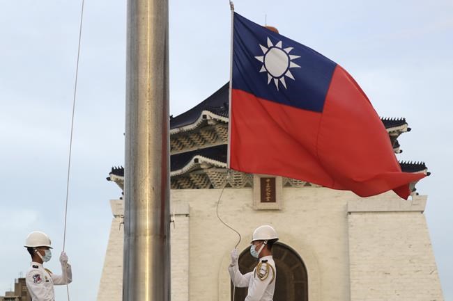 Taiwan says 25 Chinese planes, 3 ships sent toward island | iNFOnews.ca