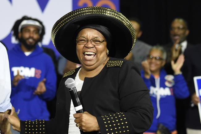 Obama praises woman behind 'Fired up' chant as she retires | iNFOnews.ca Obama praises woman behind 'Fired up' chant as she retires | iNFOnews.ca