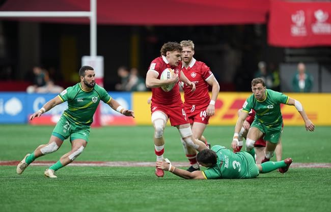 Men upset Australia to stay alive but women in tough at Canada Sevens tournament | iNFOnews.ca Men upset Australia to stay alive but women in tough at Canada Sevens tournament | iNFOnews.ca