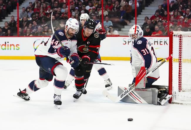Senators win fifth straight, zip past Blue Jackets 5-2 | iNFOnews.ca