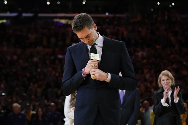 Pau Gasol gets emotional as Lakers retire his No. 16 jersey | iNFOnews.ca Pau Gasol gets emotional as Lakers retire his No. 16 jersey | iNFOnews.ca