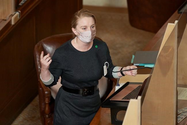 Public money for private school tuition bill advances | iNFOnews.ca