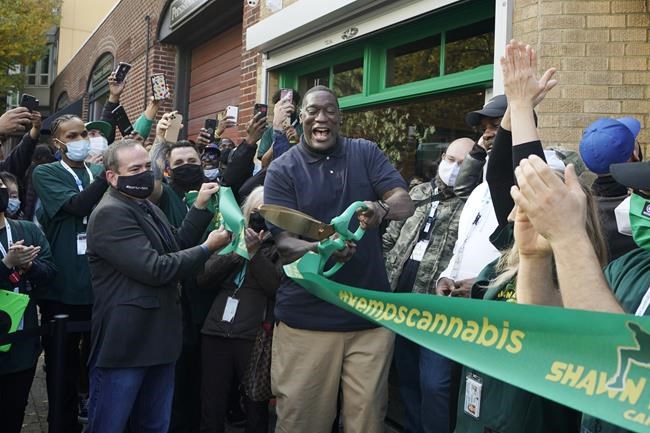 Lawyers: Former NBA star Shawn Kemp fired in self-defense | iNFOnews.ca