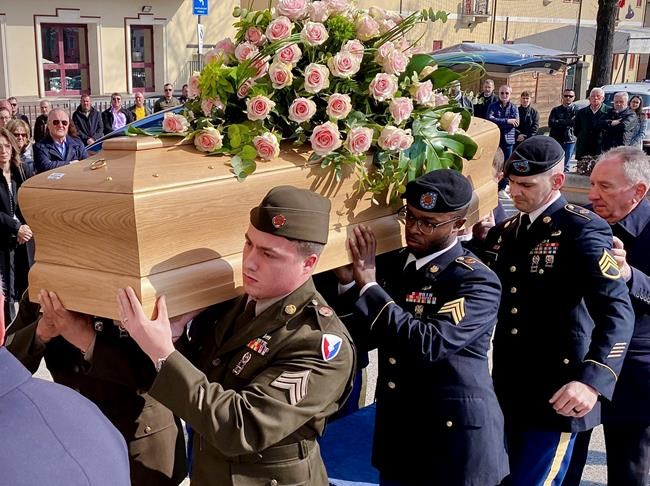 Italian woman who 'got back' stolen WWII birthday cake dies | iNFOnews.ca