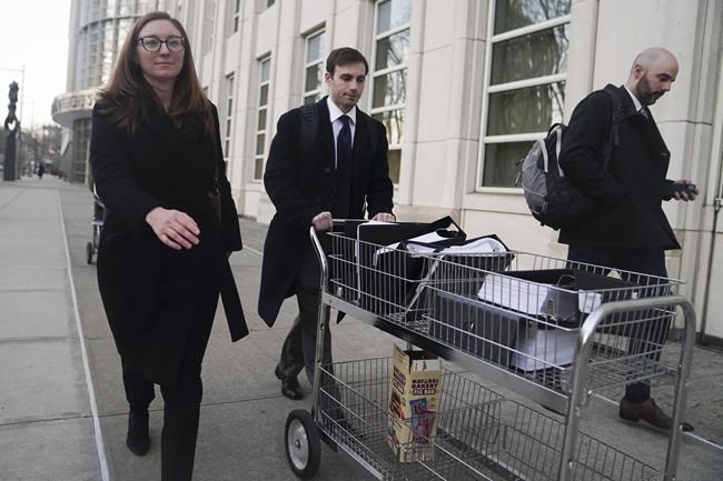 Split verdict for ex-Fox execs in soccer rights bribe case | iNFOnews.ca