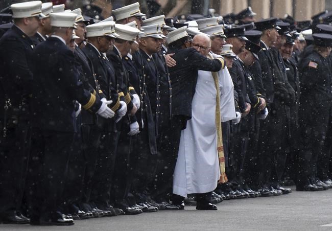 Buffalo firefighter killed in explosive backdraft is mourned | iNFOnews.ca