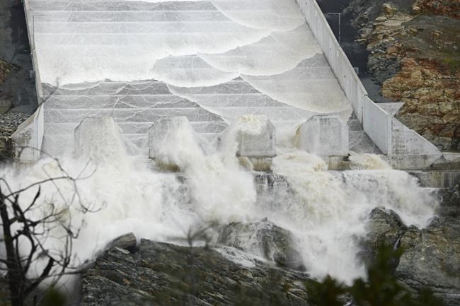 Atmospheric river floods California towns, brings rain, snow | iNFOnews.ca