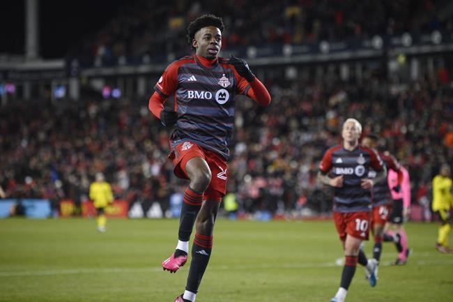 Columbus rallies to tie Toronto 1-1 with late goal in TFC home opener | iNFOnews.ca Columbus rallies to tie Toronto 1-1 with late goal in TFC home opener | iNFOnews.ca