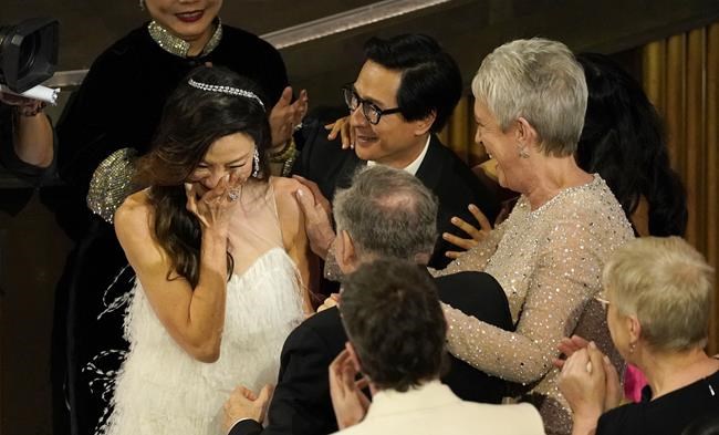 'Everything' wins best picture, is everywhere at Oscars | iNFOnews.ca