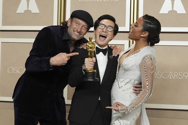 Ke Huy Quan gets Oscar congrats from 'Goonies' co-stars | iNFOnews.ca