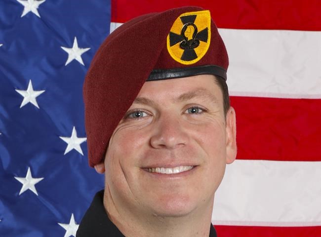 U.S. Army parachute team member dies in training accident | iNFOnews.ca
