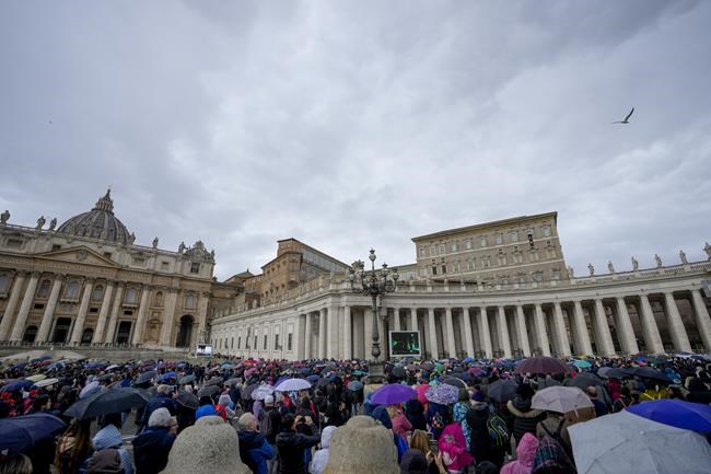 2nd Vatican official says pope OK'd ransom payments for nun | iNFOnews.ca
