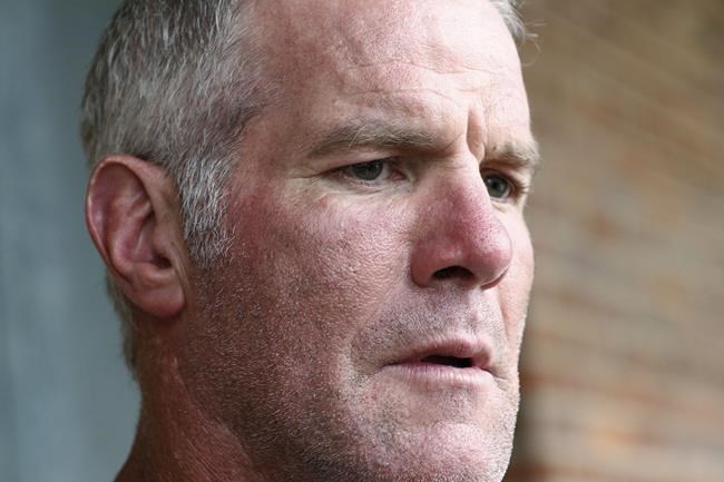 Favre must remain in welfare lawsuit, Mississippi argues | iNFOnews.ca Favre must remain in welfare lawsuit, Mississippi argues | iNFOnews.ca