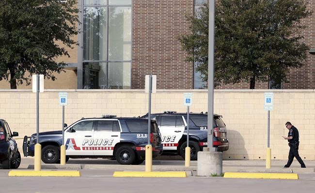 1 dead, 1 hurt in Texas school shooting; suspect arrested | iNFOnews.ca CP1918575675