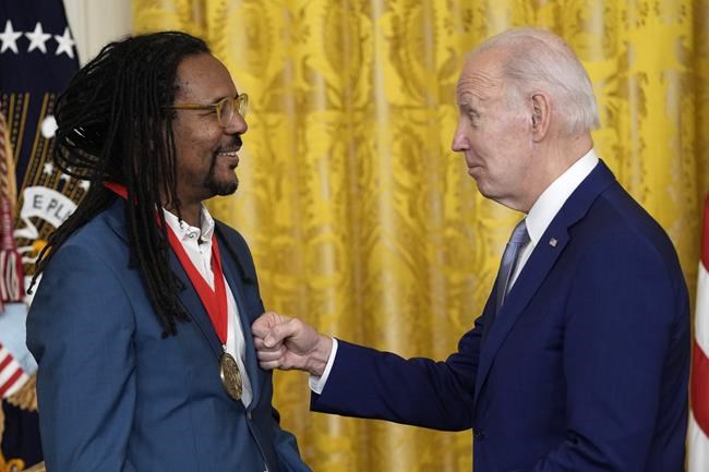 Springsteen, Kaling, Louis-Dreyfus among 22 honored by Biden | iNFOnews.ca