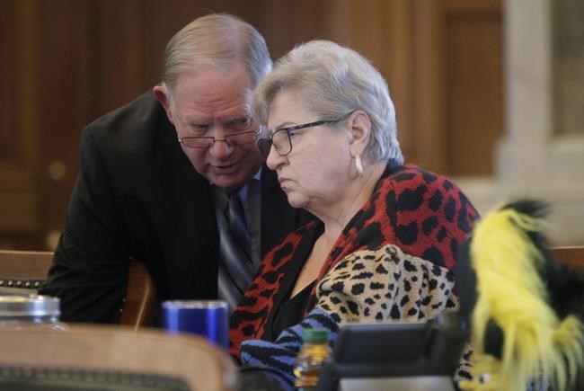 Kansas lawmakers near approval of 'born alive' abortion bill | iNFOnews.ca