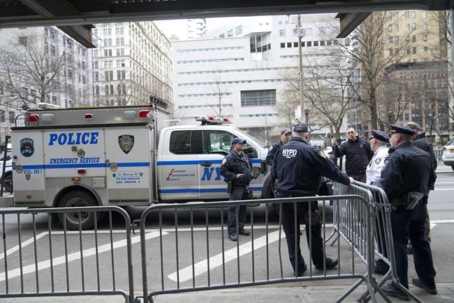 NYC neighborhood carries on during wait for Trump grand jury | iNFOnews.ca NYC neighborhood carries on during wait for Trump grand jury | iNFOnews.ca