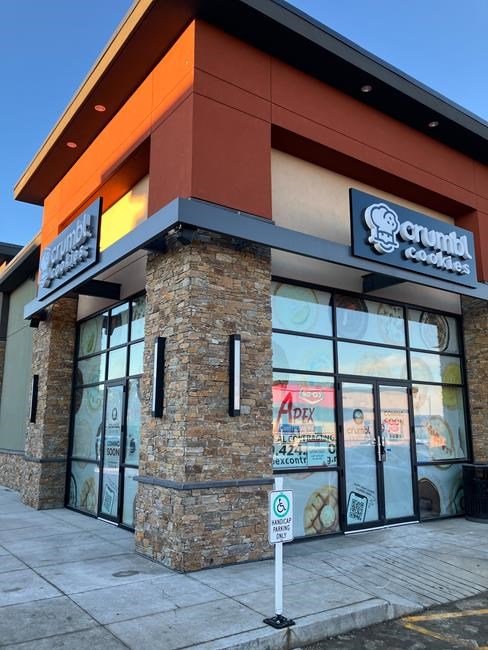 Crumbl Cookies expands to Canada with first location in Edmonton to open this month | iNFOnews.ca Crumbl Cookies expands to Canada with first location in Edmonton to open this month | iNFOnews.ca