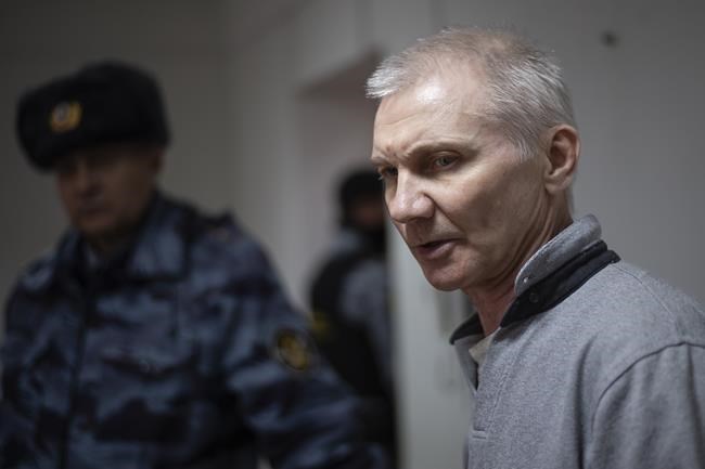 EU slams prison term for Russian father in antiwar art case | iNFOnews.ca EU slams prison term for Russian father in antiwar art case | iNFOnews.ca