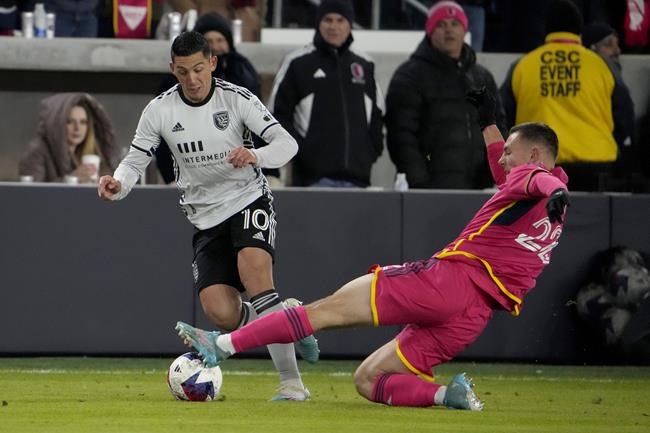 After success in St. Louis, Manitoba centre back Kyle Hiebert makes Canada debut | iNFOnews.ca