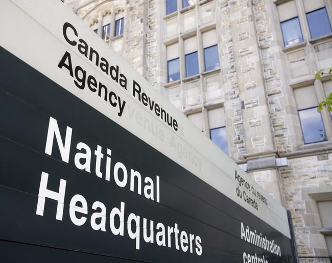 In The News for March 30 : Automatic tax filing on the way for Canadians | iNFOnews.ca