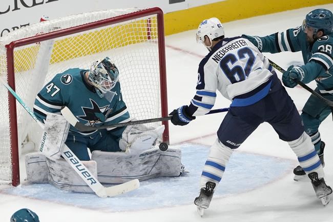 Jets forward Niederreiter says players need to 'leave it all out there' | iNFOnews.ca