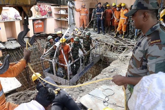 36 bodies found inside well after collapse at Indian temple | iNFOnews.ca