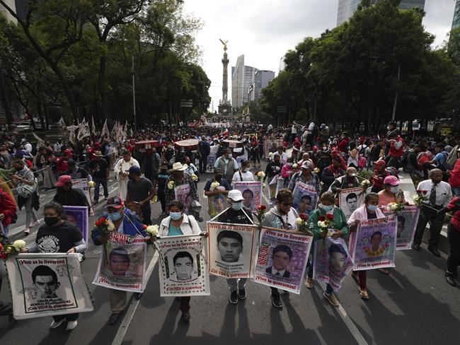 Experts say Mexico military holding info on missing students | iNFOnews.ca