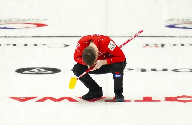 Canada's Gushue splits games on opening day at world men's curling championship | iNFOnews.ca