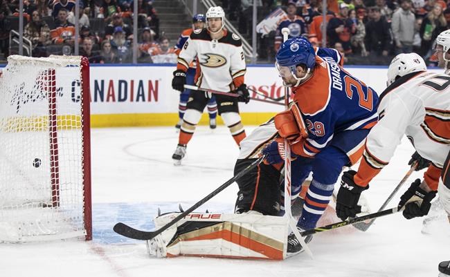 Draisaitl nets hat trick and 50th as Oilers squash Ducks 6-0 | iNFOnews.ca Draisaitl nets hat trick and 50th as Oilers squash Ducks 6-0 | iNFOnews.ca