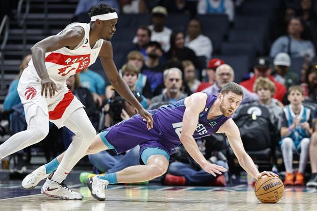 Raptors beat Hornets, clinch play-in tournament spot | iNFOnews.ca Raptors beat Hornets, clinch play-in tournament spot | iNFOnews.ca