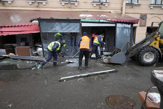 Suspect in cafe attack that killed Russian blogger is jailed | iNFOnews.ca