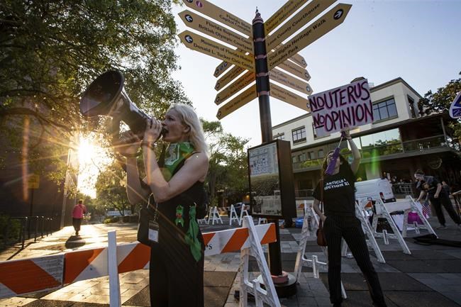 Florida Democrats charged after abortion rights protest | iNFOnews.ca