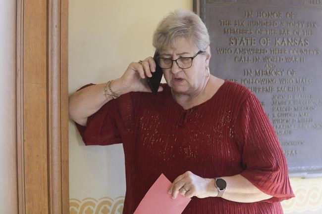 Kansas lawmakers OK bill on live deliveries during abortions | iNFOnews.ca