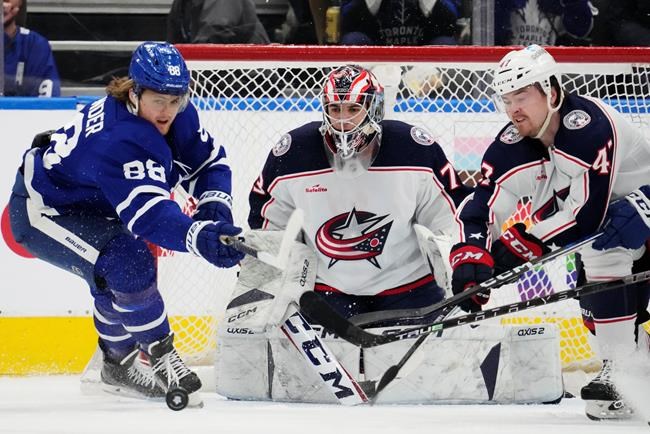 Woll solid in goal, Aston-Reese scores twice as Leafs down lowly Blue Jackets 4-2 | iNFOnews.ca