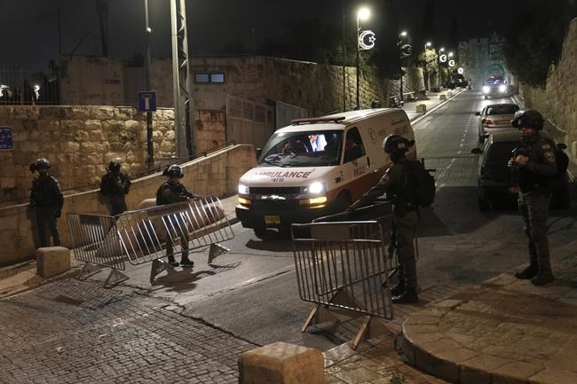 Violence at Jerusalem mosque prompts fears of wider fighting | iNFOnews.ca