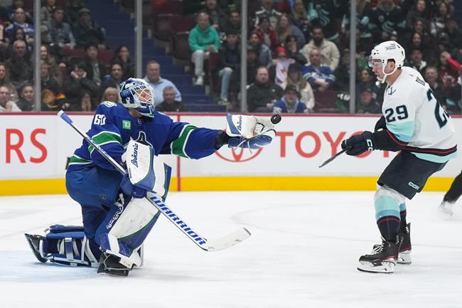 Eberle puts up two points, Kraken complete 5-2 comeback win over Canucks | iNFOnews.ca Eberle puts up two points, Kraken complete 5-2 comeback win over Canucks | iNFOnews.ca
