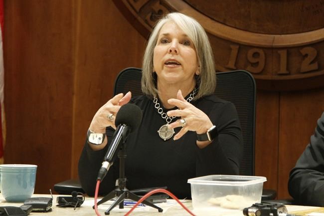 New Mexico governor signs bill to shield abortion providers | iNFOnews.ca New Mexico governor signs bill to shield abortion providers | iNFOnews.ca