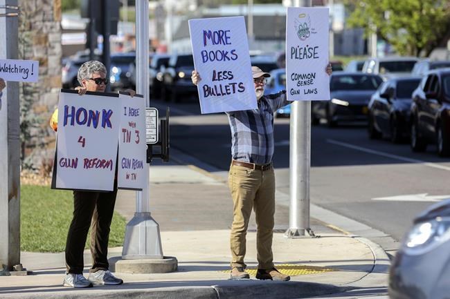 Black lawmaker who was expelled reinstated to Tennessee seat | iNFOnews.ca Black lawmaker who was expelled reinstated to Tennessee seat | iNFOnews.ca