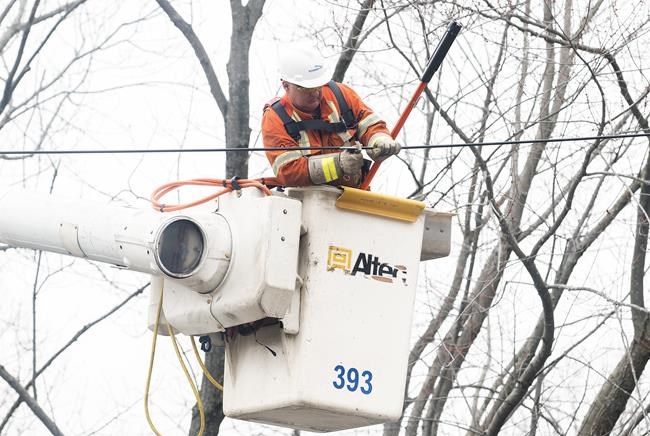 Extended power outages raise questions about resilience of Quebec's power grid | iNFOnews.ca Extended power outages raise questions about resilience of Quebec's power grid | iNFOnews.ca